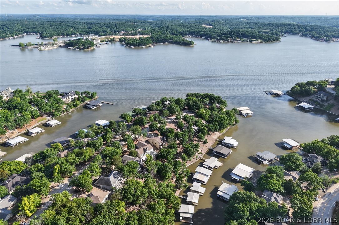 Lake Ozark, Missouri, 65049, United States, 5 Bedrooms Bedrooms, ,4 BathroomsBathrooms,Residential,Active,2019484