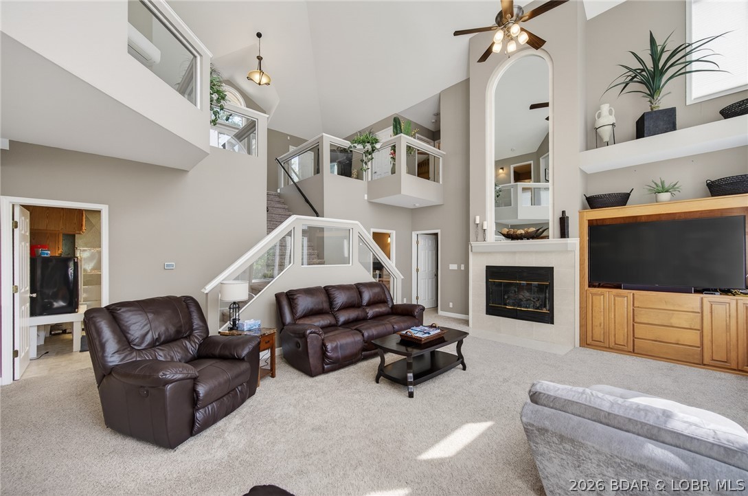 Lake Ozark, Missouri, 65049, United States, 5 Bedrooms Bedrooms, ,4 BathroomsBathrooms,Residential,Active,2019484