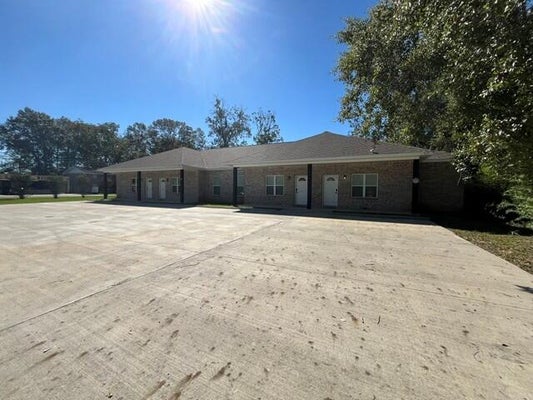304 CULPEPPER ST, PICAYUNE, MS 39466 - Image 0be6ba4f8eb58df9eedc7f84e2f35148/1423780984