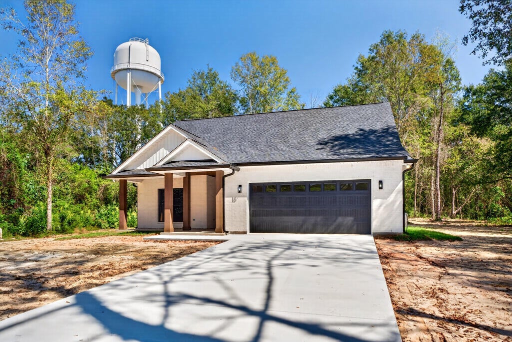216 E Sunnybrook Rd
