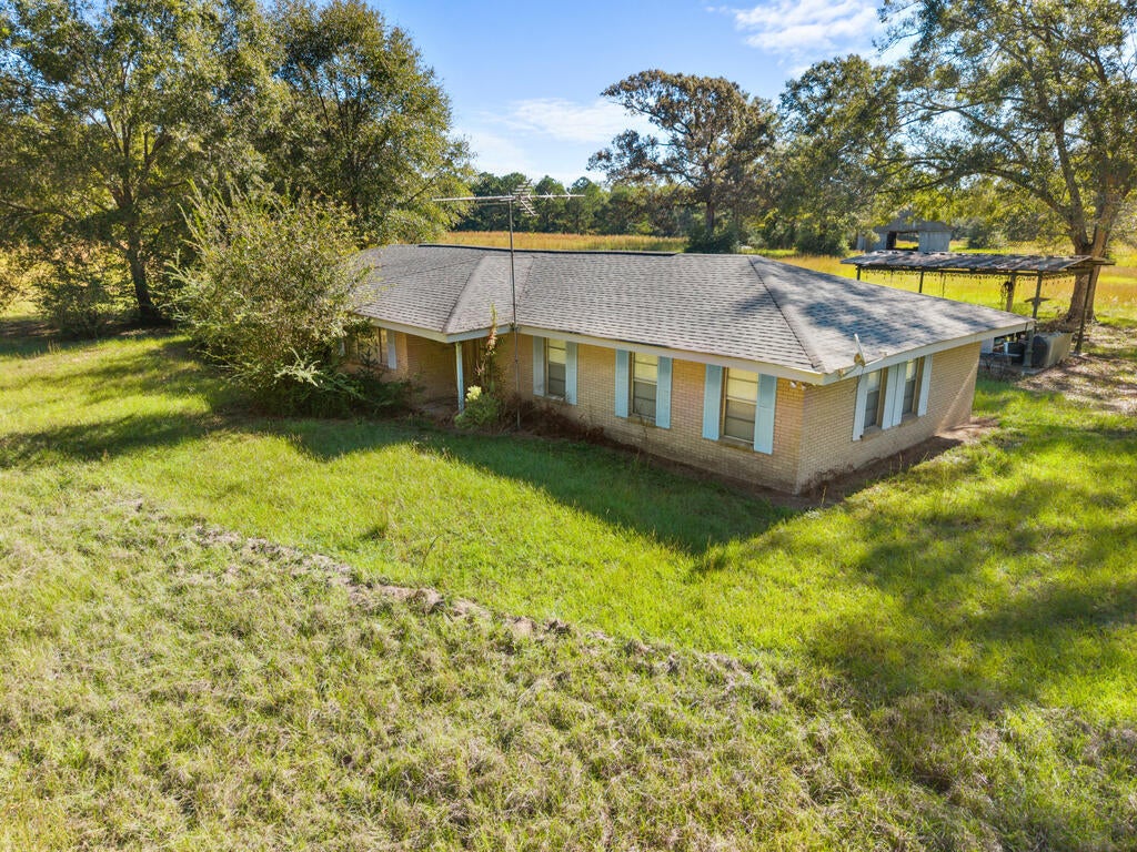 96 Wallace Rd