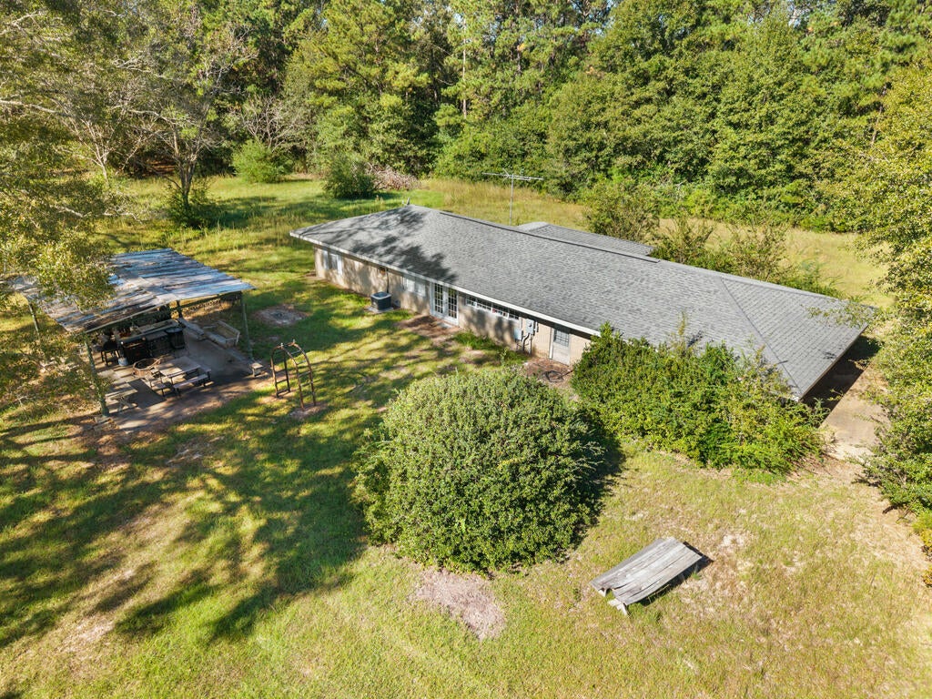 96 Wallace Rd