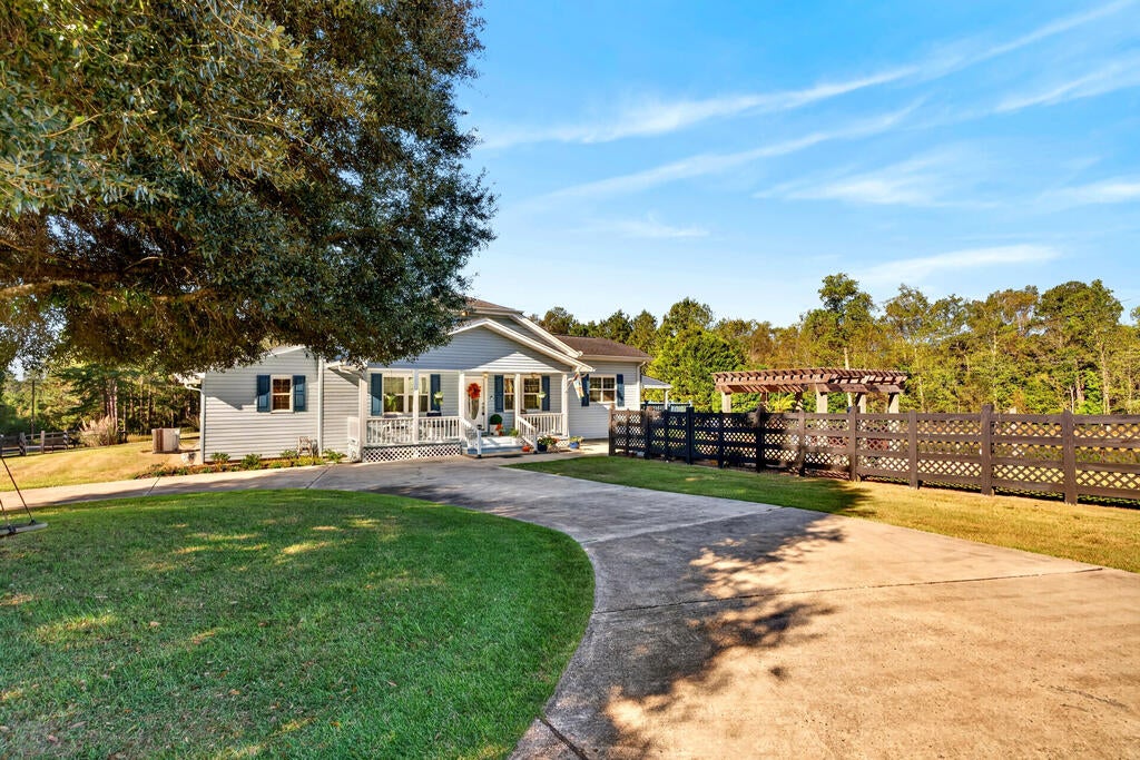 35 Garrett and McGill Dr