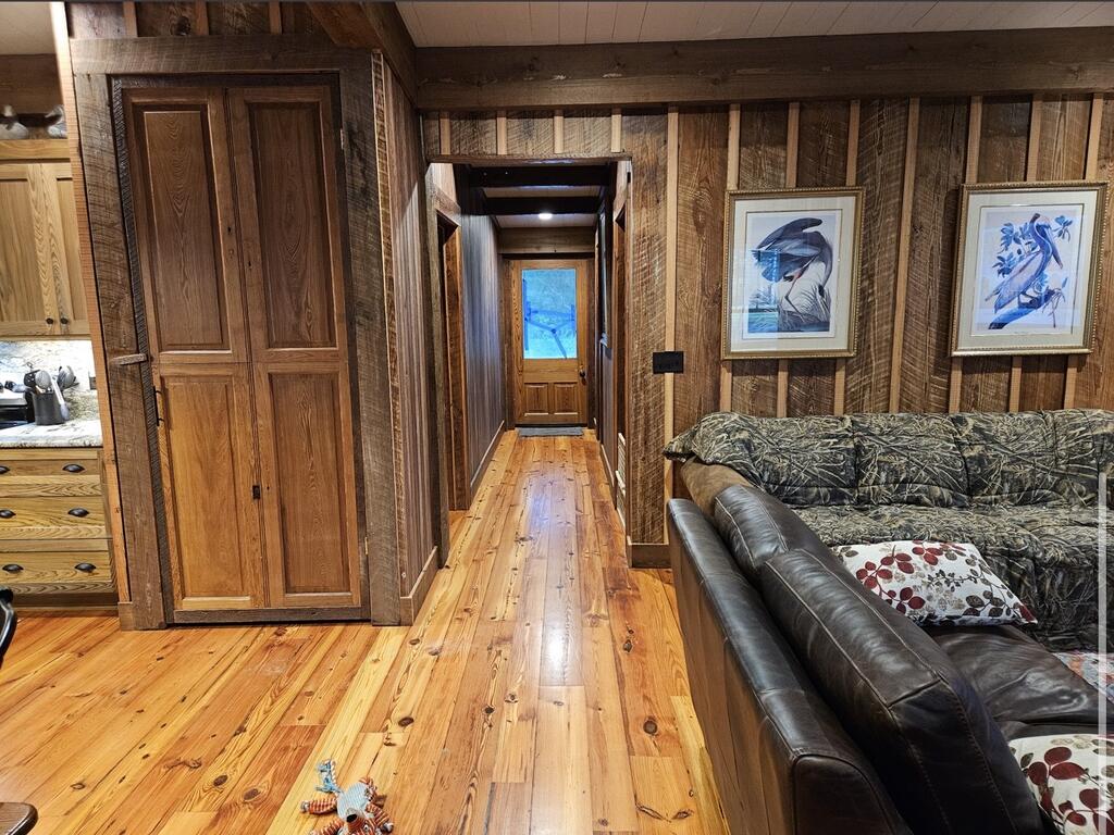 4921 Hwy 43 N