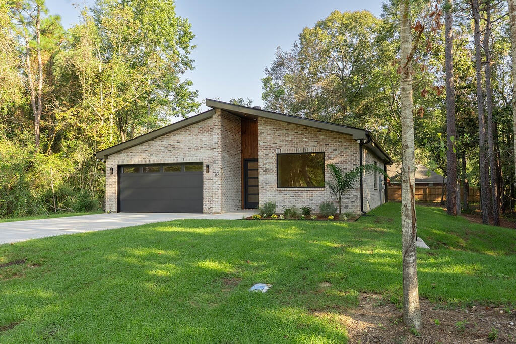 116 Pinedale Dr.