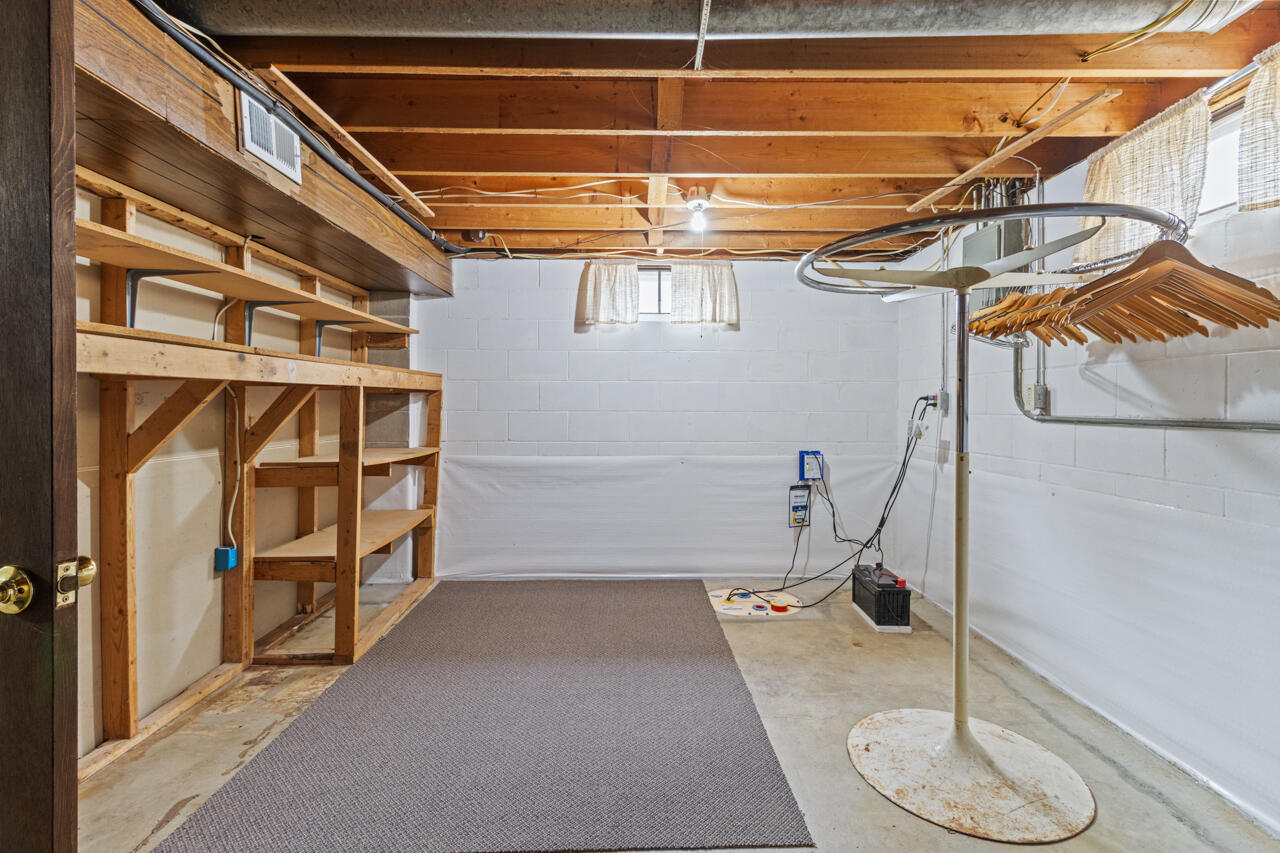 Council Bluffs, Iowa 51501, United States, 3 Bedrooms Bedrooms, ,1 BathroomBathrooms,Residential,Active,167597