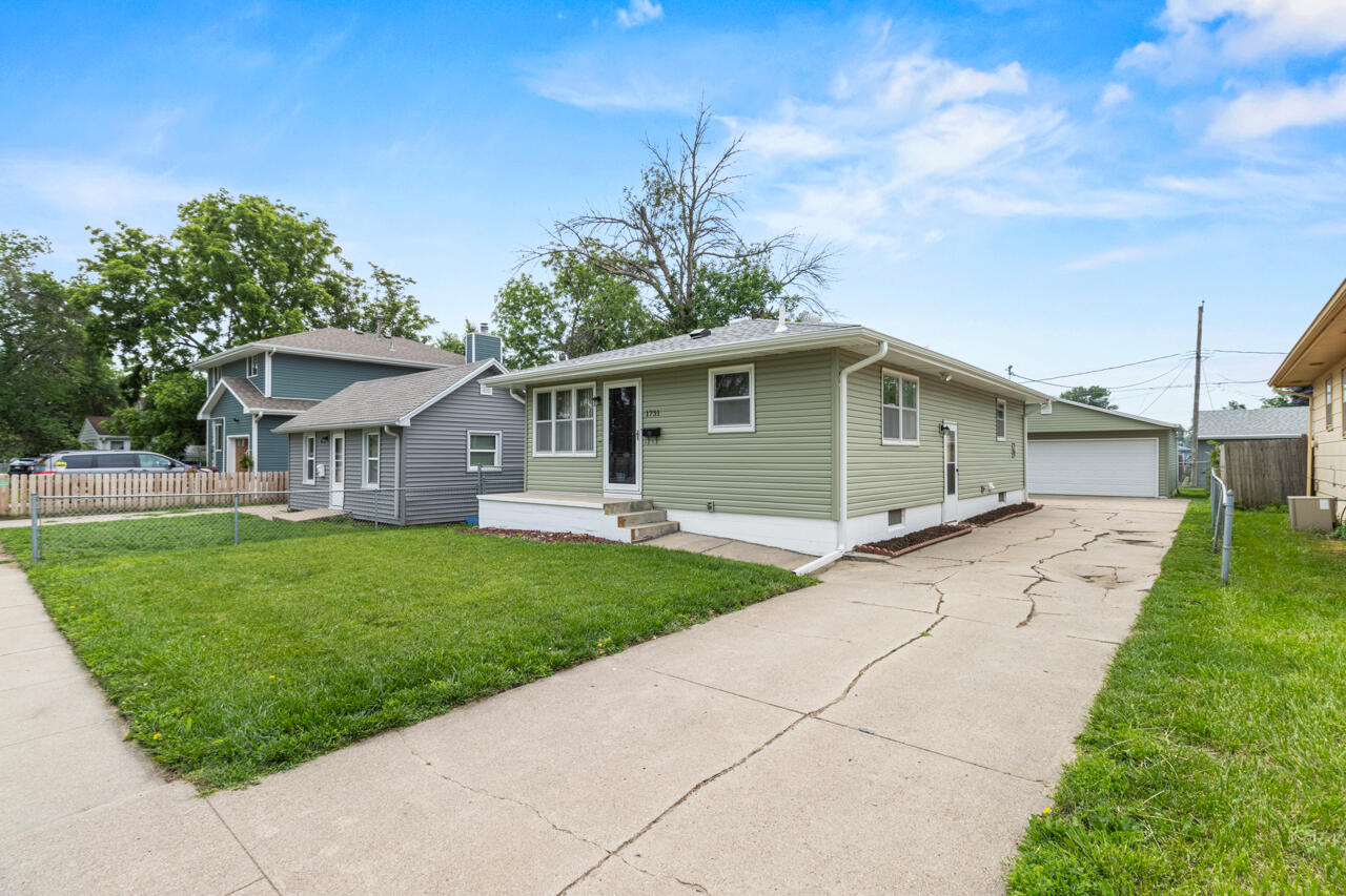 Council Bluffs, Iowa 51501, United States, 3 Bedrooms Bedrooms, ,1 BathroomBathrooms,Residential,Active,167597