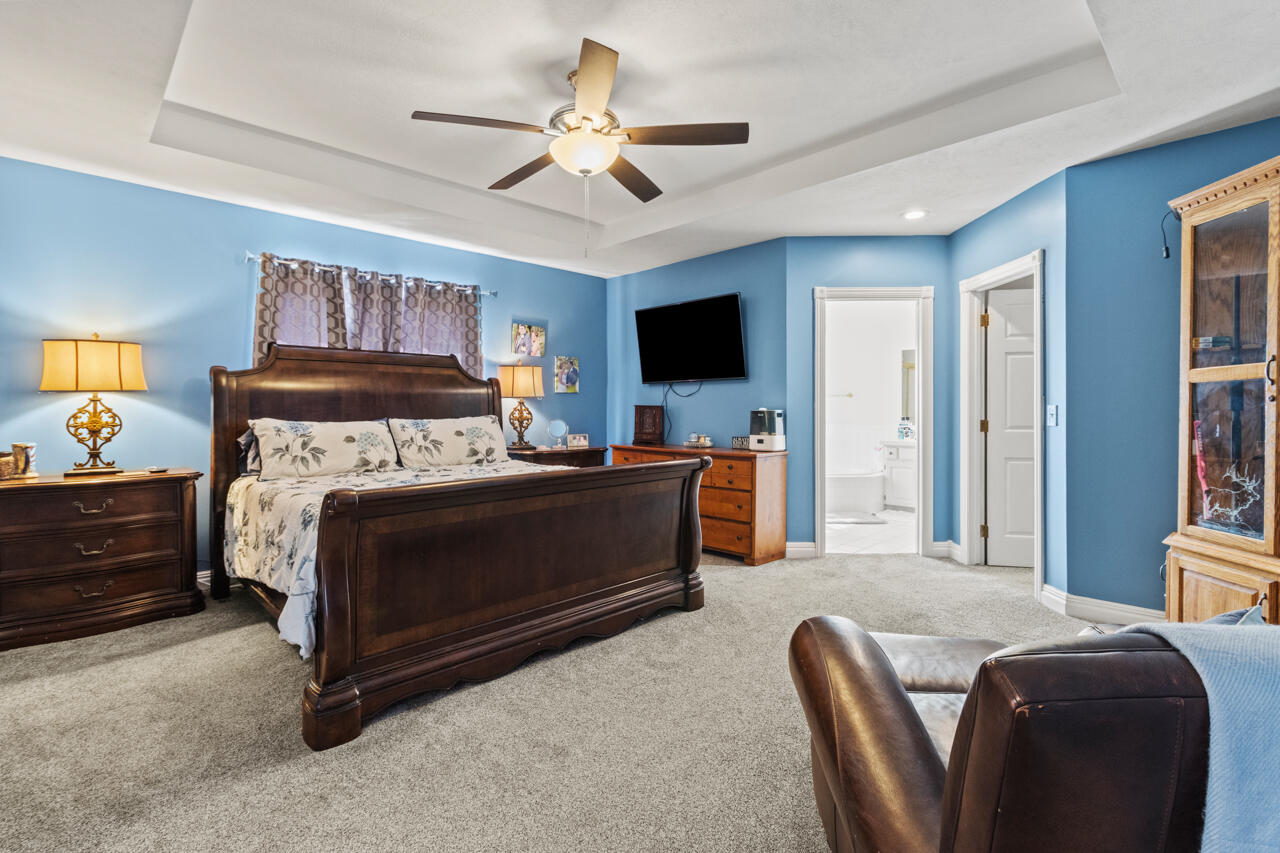 Council Bluffs, Iowa 51503, United States, 4 Bedrooms Bedrooms, ,4 BathroomsBathrooms,Residential,Active,78925