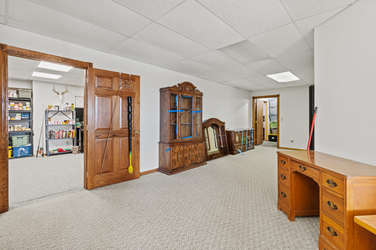 Council Bluffs, Iowa 51503, United States, 4 Bedrooms Bedrooms, ,4 BathroomsBathrooms,Residential,Active,78925