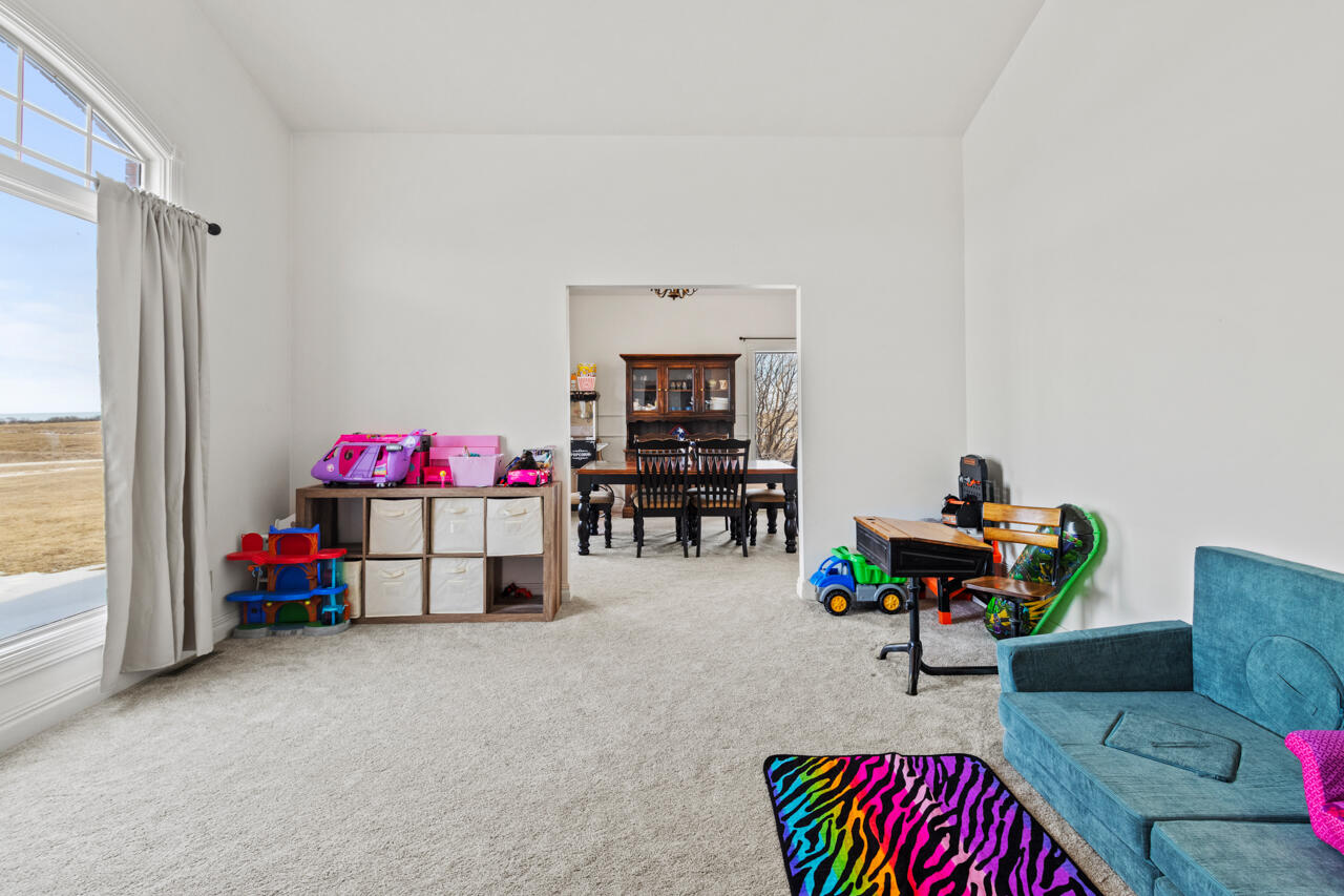 Council Bluffs, Iowa 51503, United States, 4 Bedrooms Bedrooms, ,4 BathroomsBathrooms,Residential,Active,78925