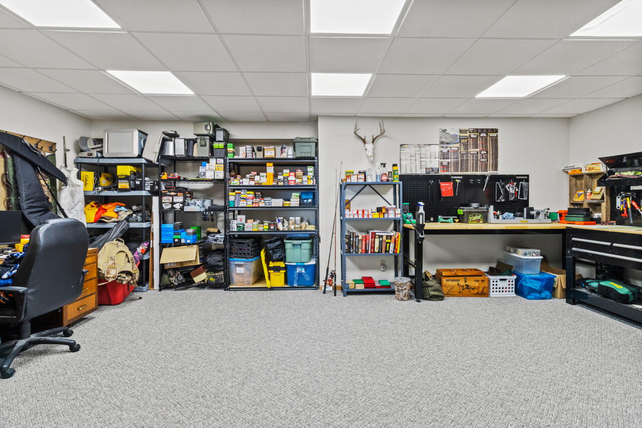 Council Bluffs, Iowa 51503, United States, 4 Bedrooms Bedrooms, ,4 BathroomsBathrooms,Residential,Active,78925