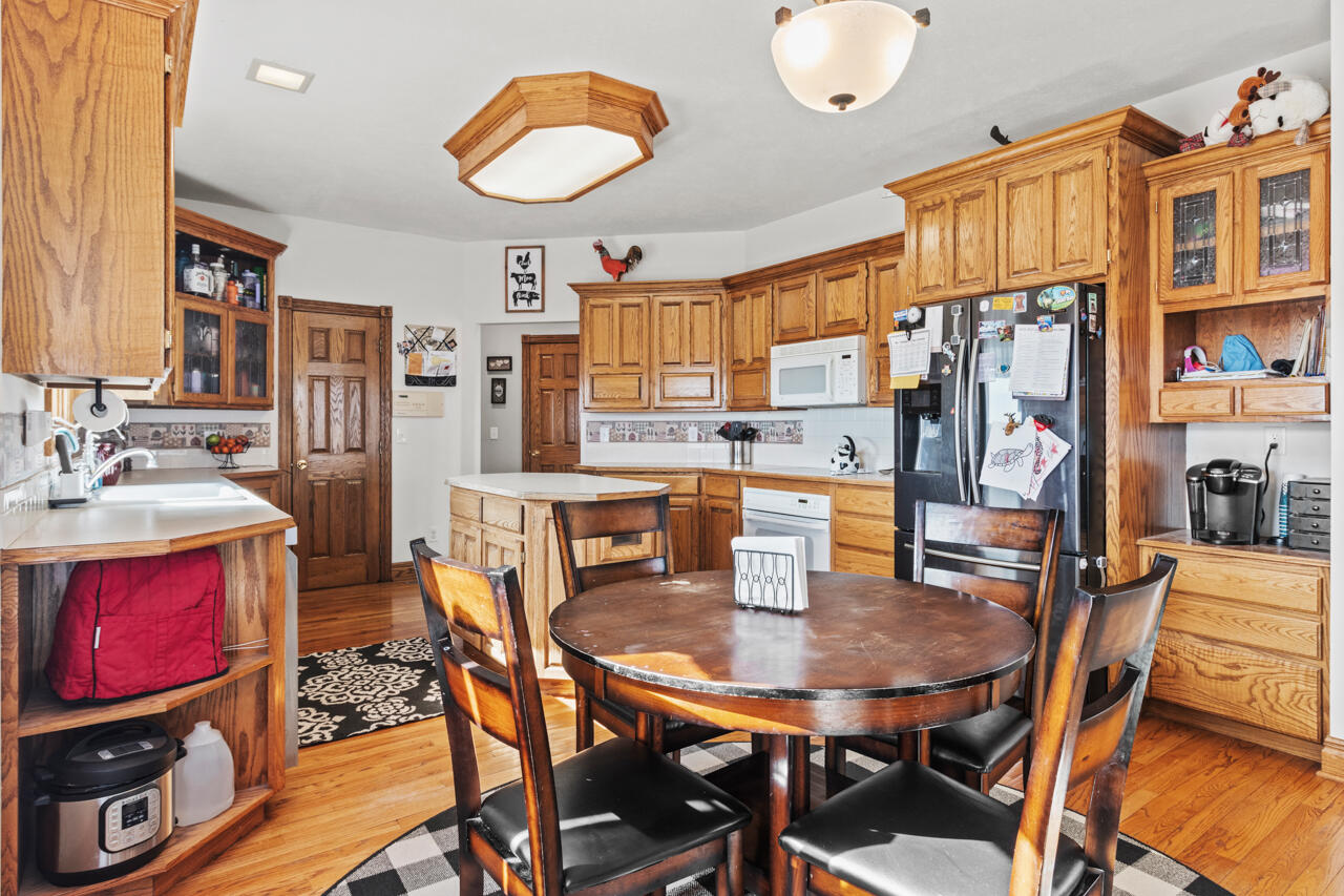 Council Bluffs, Iowa 51503, United States, 4 Bedrooms Bedrooms, ,4 BathroomsBathrooms,Residential,Active,78925