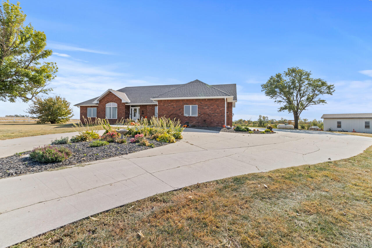 Council Bluffs, Iowa 51503, United States, 4 Bedrooms Bedrooms, ,4 BathroomsBathrooms,Residential,Active,78925