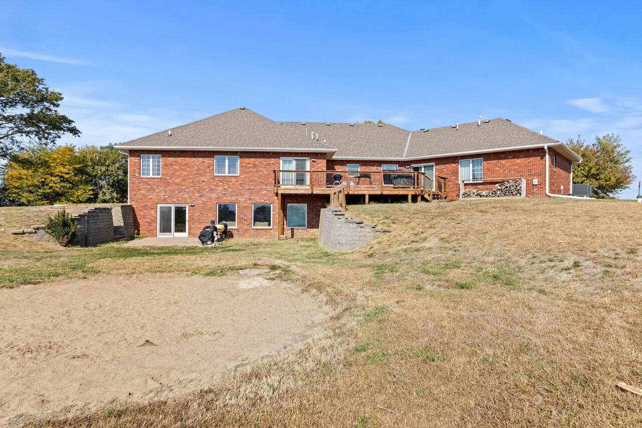 Council Bluffs, Iowa 51503, United States, 4 Bedrooms Bedrooms, ,4 BathroomsBathrooms,Residential,Active,78925