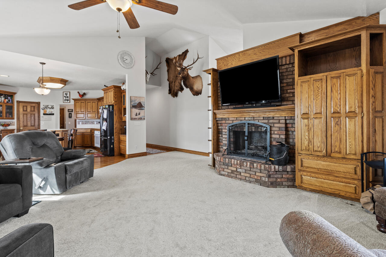 Council Bluffs, Iowa 51503, United States, 4 Bedrooms Bedrooms, ,4 BathroomsBathrooms,Residential,Active,78925