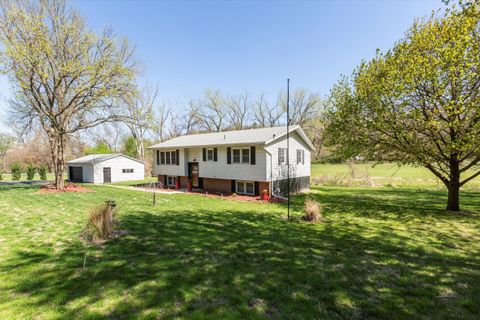 81 Old Lincoln Highway, Crescent, IA 51526 - MLS#: 24-741