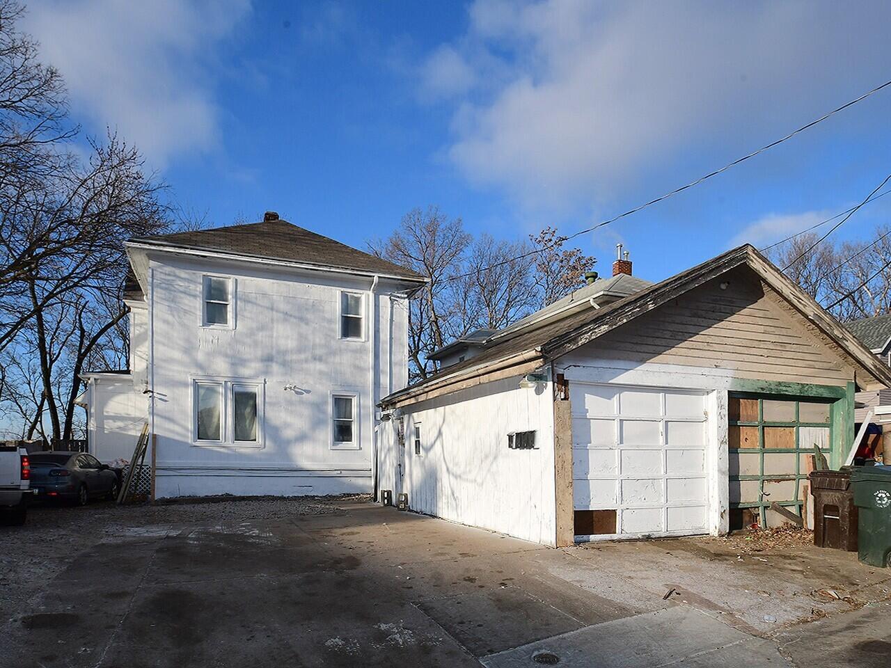 Council Bluffs, Iowa 51503, United States, ,Residential,Active,4945