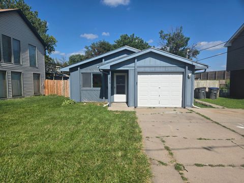 Photo of 2819 S 9TH Street, COUNCIL BLUFFS, IA 51501 (MLS # 26-1467)