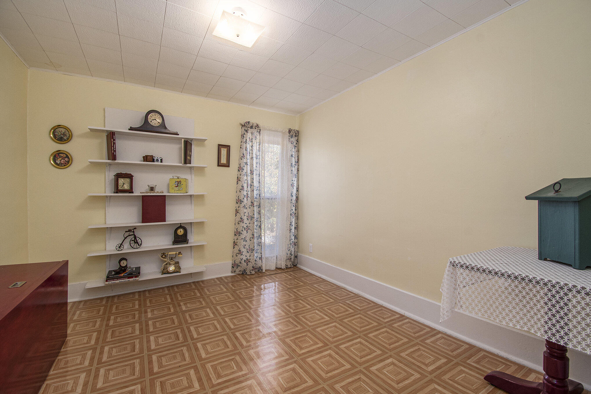 Beebeetown, Iowa 51546, United States, 5 Bedrooms Bedrooms, ,2 BathroomsBathrooms,Residential,Active,86222