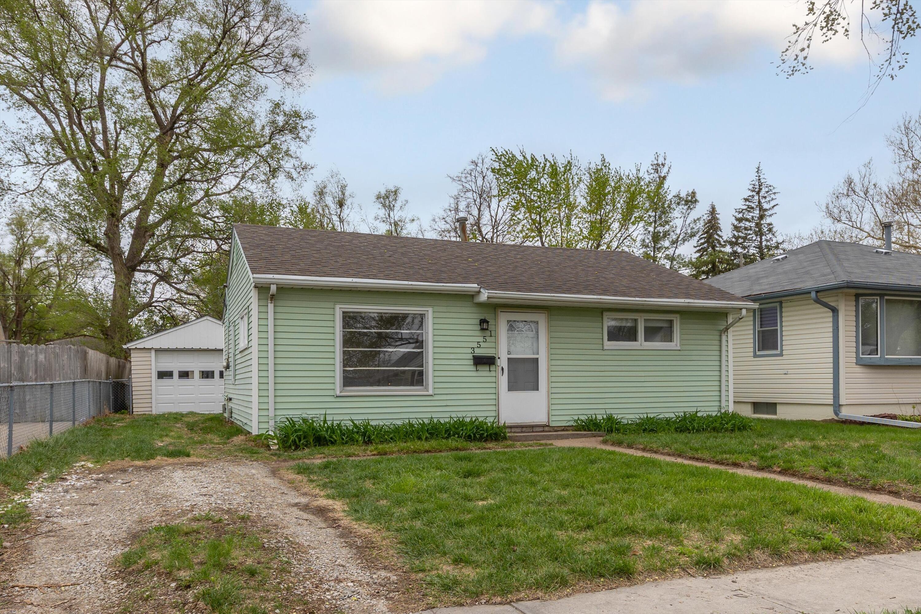 Council Bluffs, Iowa 51501, United States, 2 Bedrooms Bedrooms, ,1 BathroomBathrooms,Residential,Active,117468