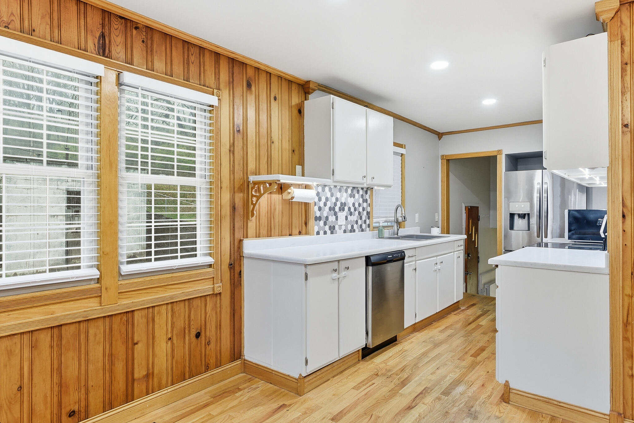 Council Bluffs, Iowa 51503, United States, 2 Bedrooms Bedrooms, ,1 BathroomBathrooms,Residential,Contingent,247065