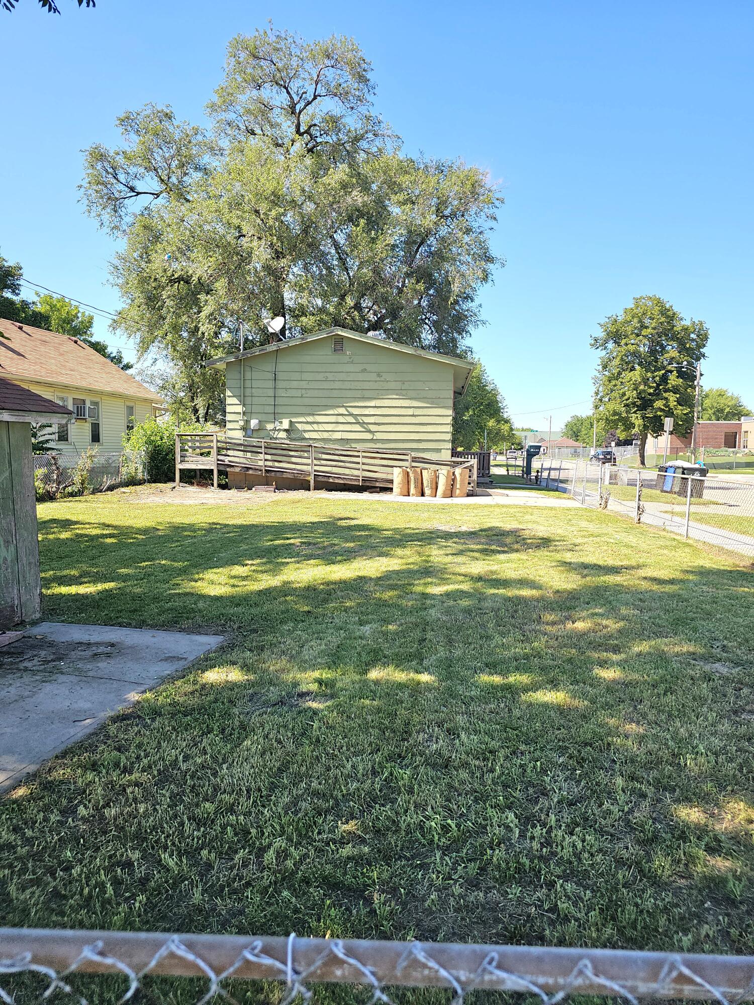 Council Bluffs, Iowa 51501, United States, 2 Bedrooms Bedrooms, ,1 BathroomBathrooms,Residential,Pending,167786