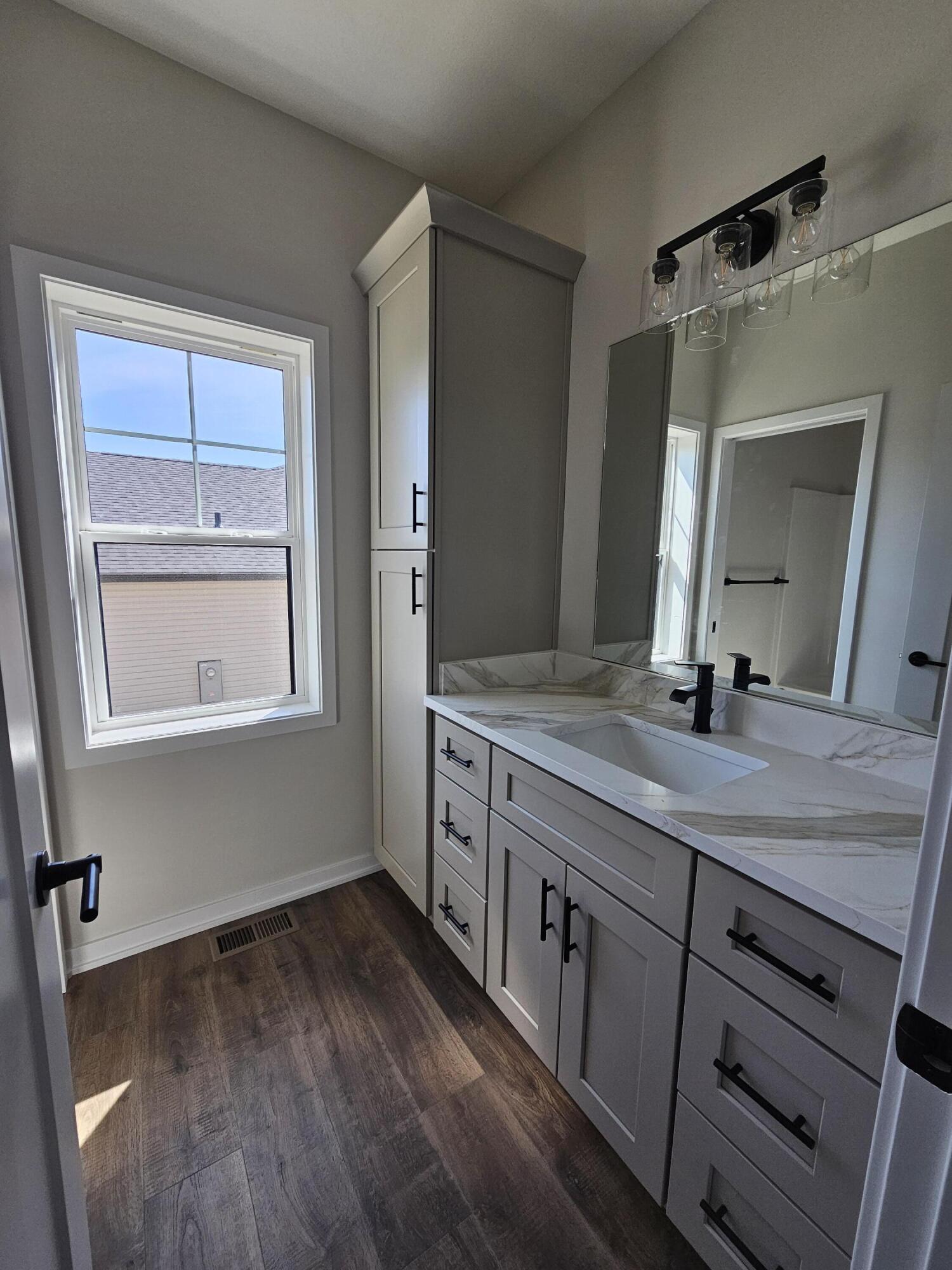 Neola, Iowa 51559, United States, 4 Bedrooms Bedrooms, ,3 BathroomsBathrooms,Residential,Pending,109737