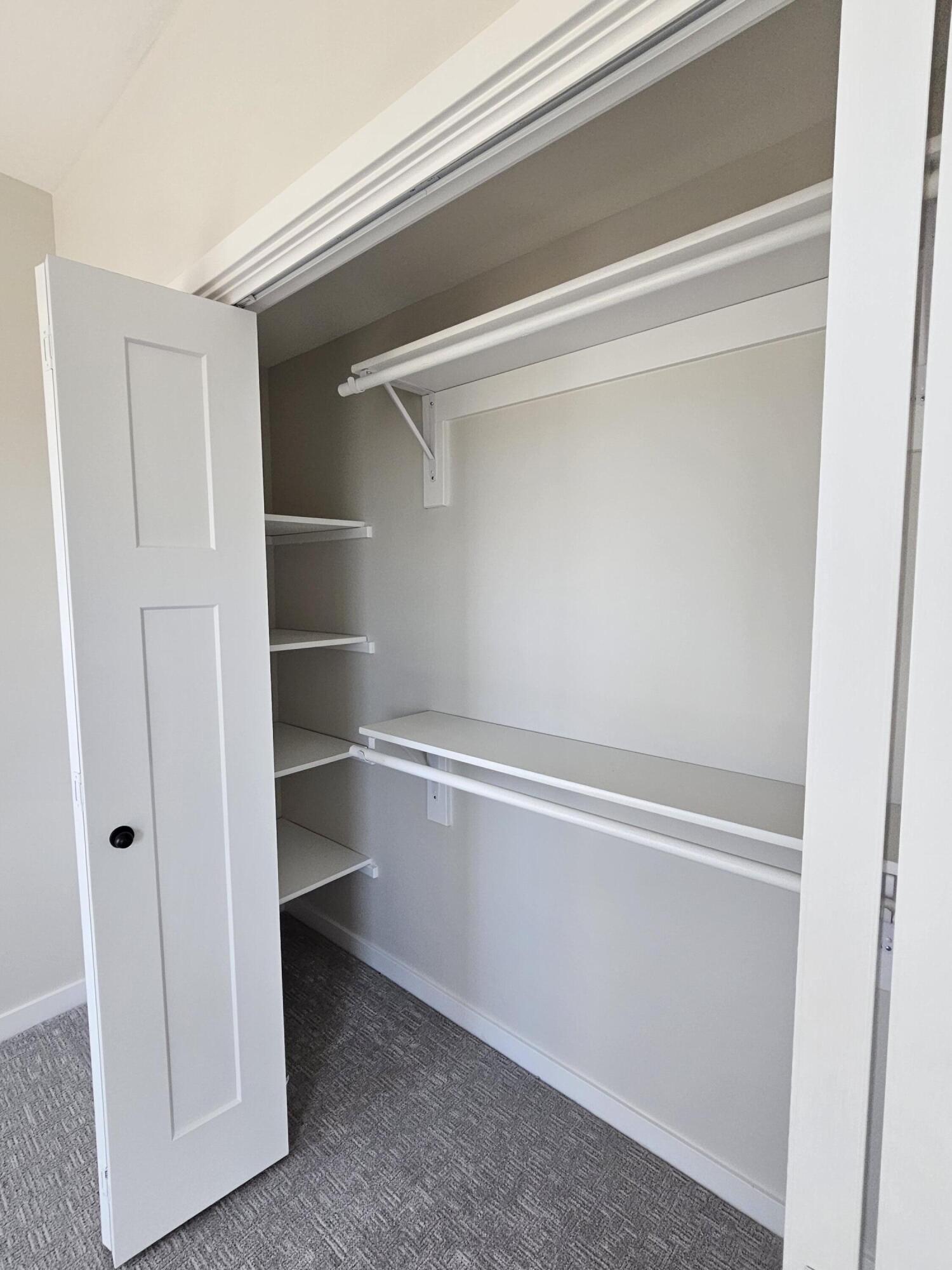 Neola, Iowa 51559, United States, 4 Bedrooms Bedrooms, ,3 BathroomsBathrooms,Residential,Pending,109737