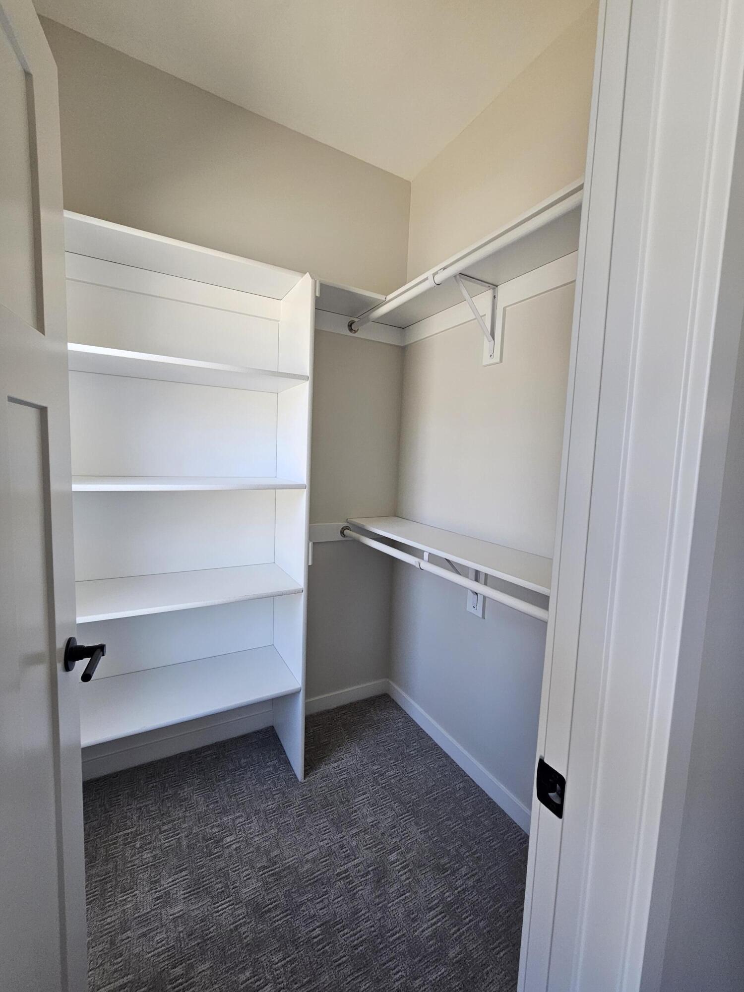 Neola, Iowa 51559, United States, 4 Bedrooms Bedrooms, ,3 BathroomsBathrooms,Residential,Pending,109737