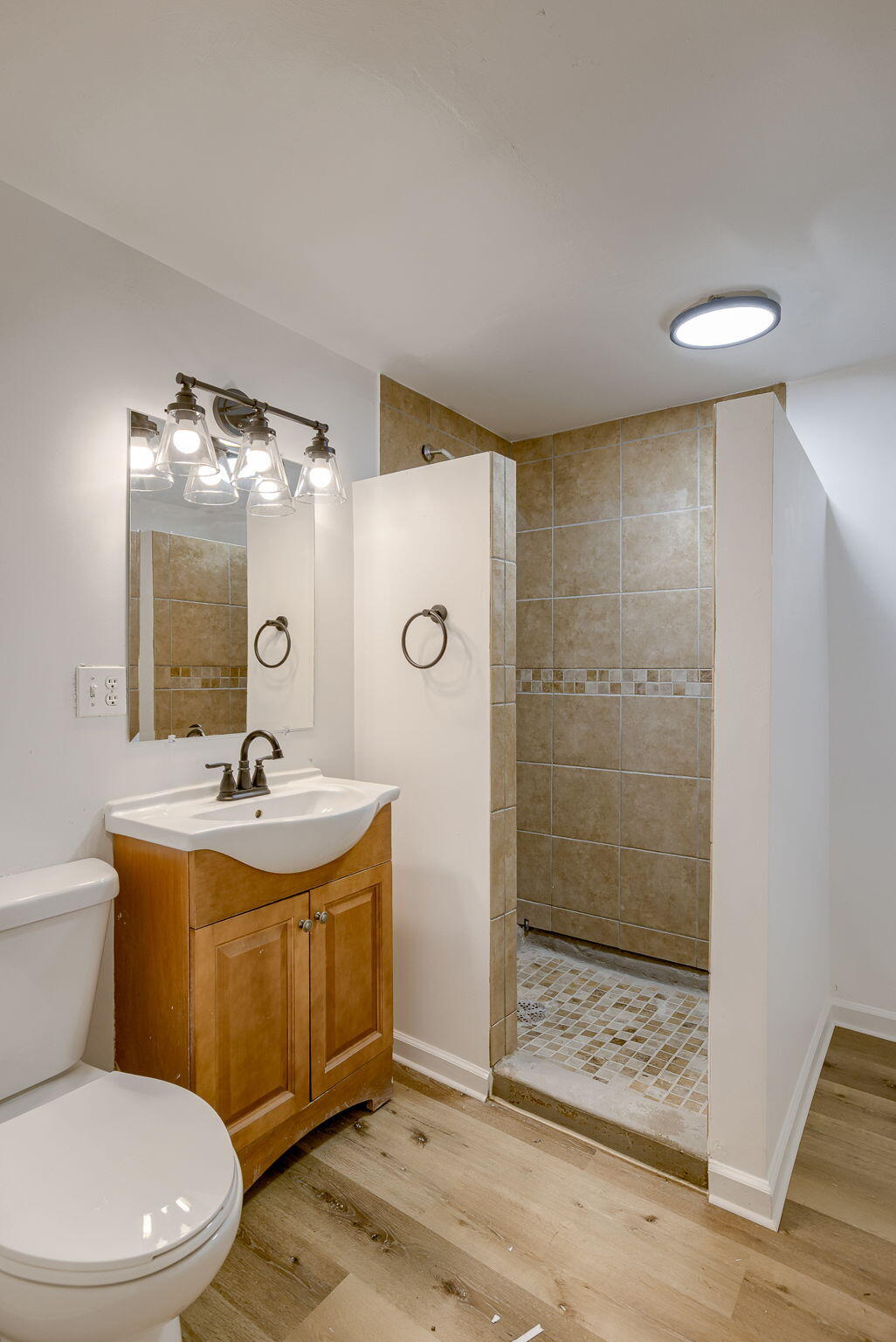 Atlantic, Iowa 50022, United States, 4 Bedrooms Bedrooms, ,4 BathroomsBathrooms,Residential,Active,249396