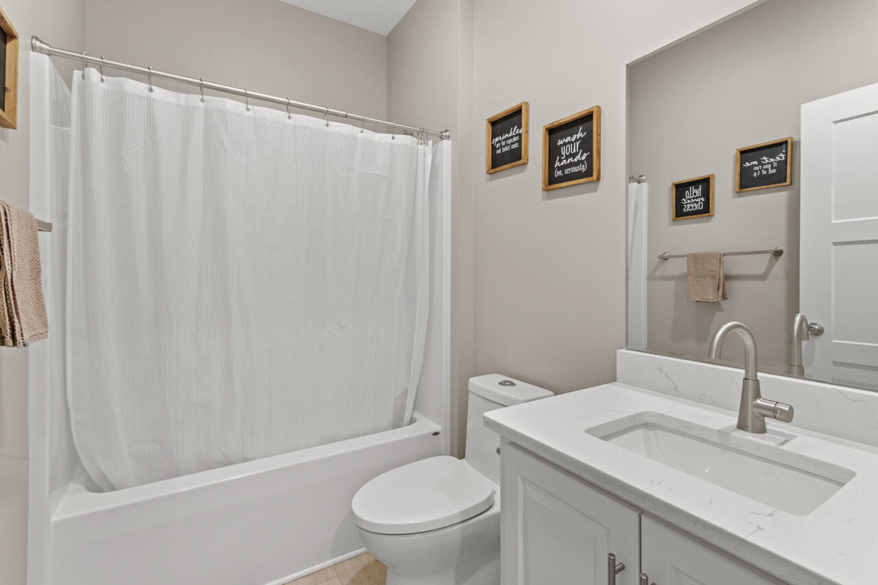 Glenwood, Iowa 51534, United States, 4 Bedrooms Bedrooms, ,3 BathroomsBathrooms,Residential,Active,113264