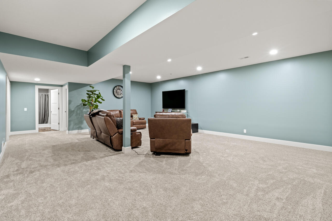 Glenwood, Iowa 51534, United States, 4 Bedrooms Bedrooms, ,3 BathroomsBathrooms,Residential,Active,113264