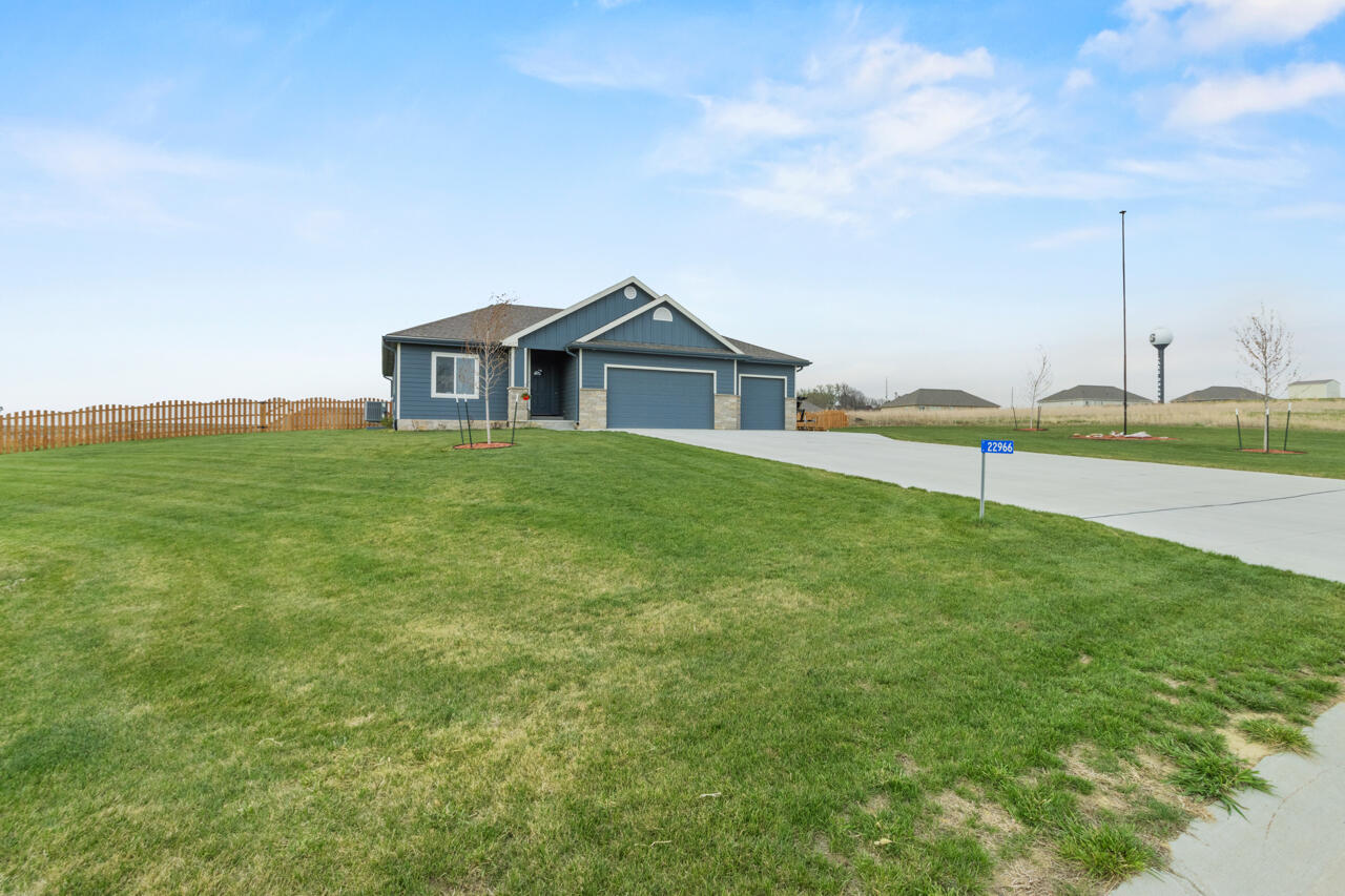 Glenwood, Iowa 51534, United States, 4 Bedrooms Bedrooms, ,3 BathroomsBathrooms,Residential,Active,113264