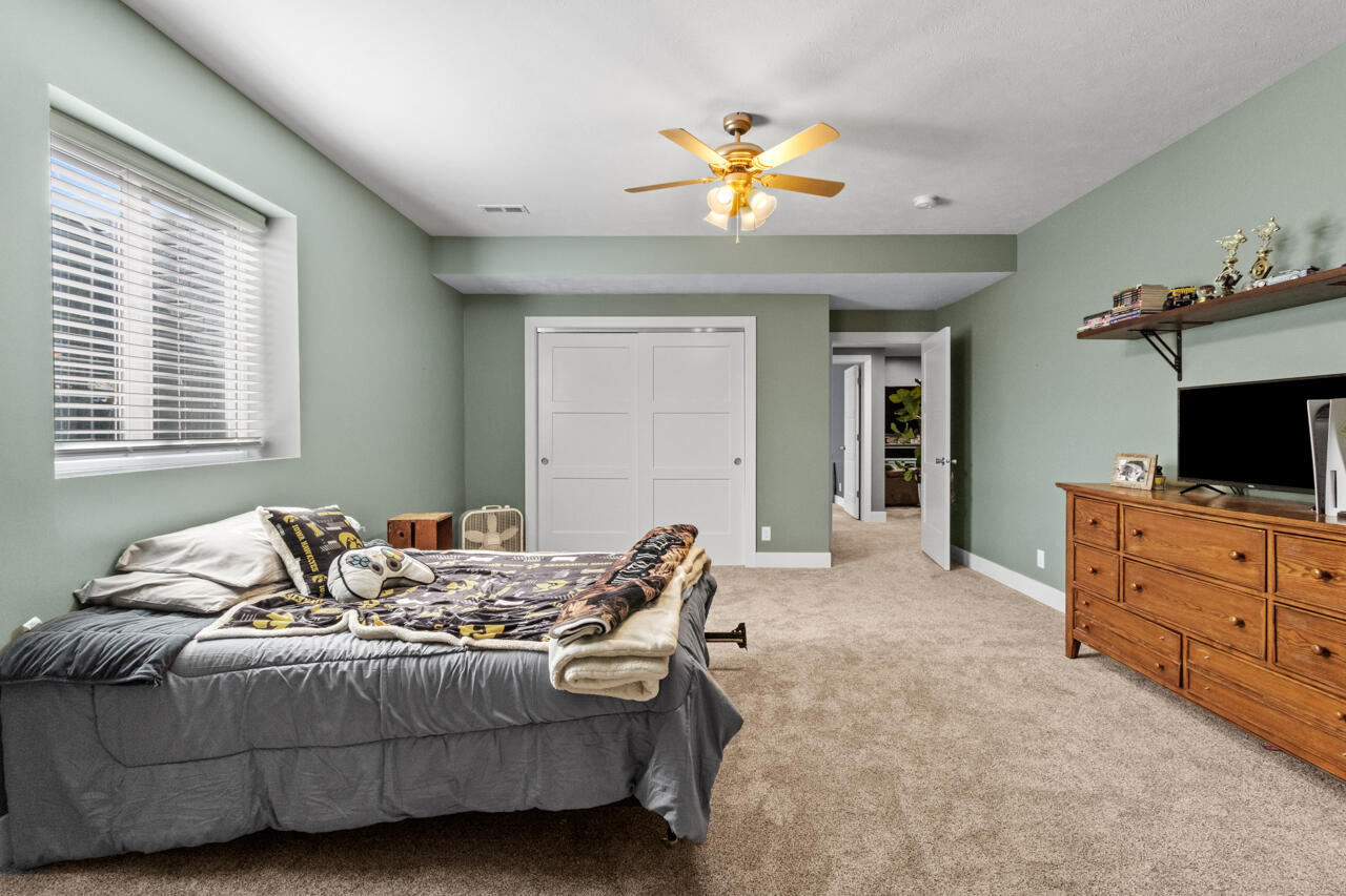 Glenwood, Iowa 51534, United States, 4 Bedrooms Bedrooms, ,3 BathroomsBathrooms,Residential,Active,113264