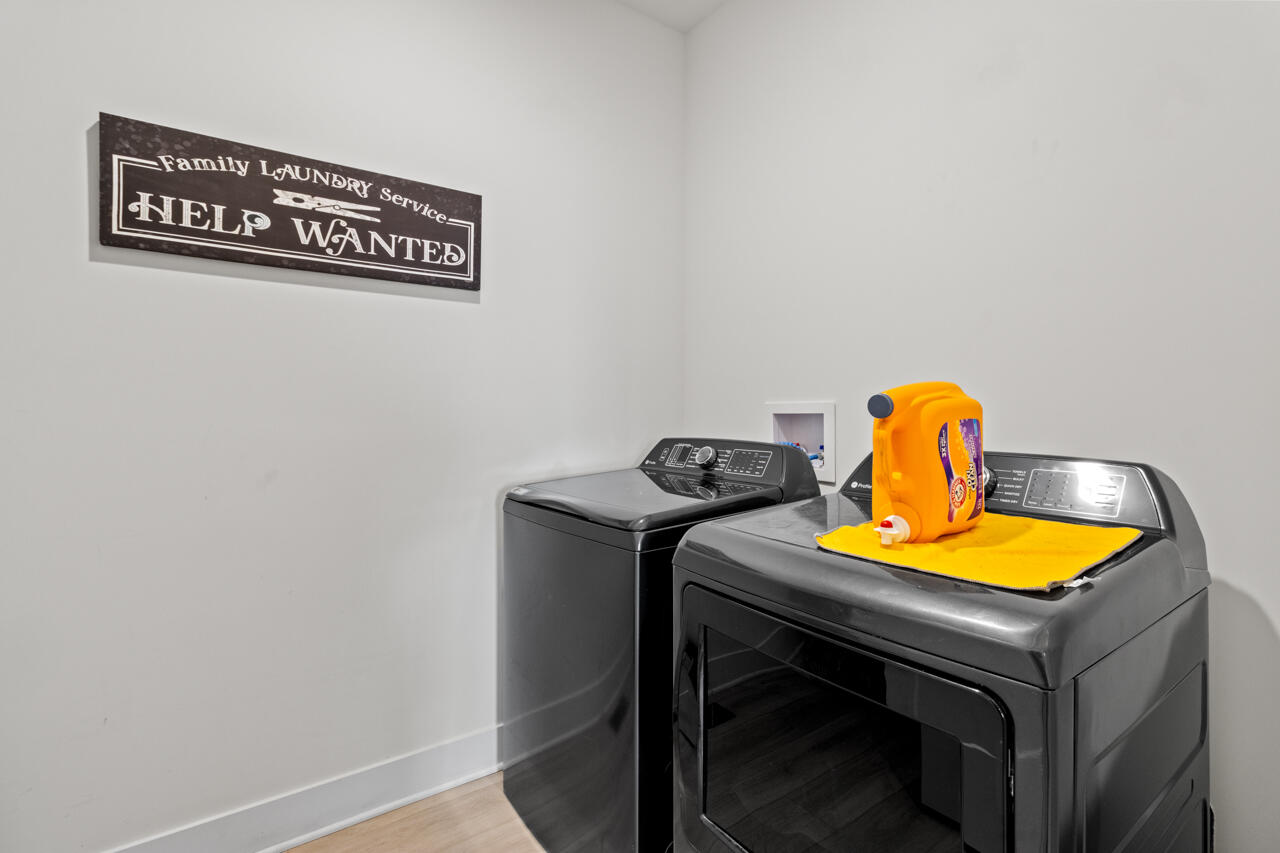 Glenwood, Iowa 51534, United States, 4 Bedrooms Bedrooms, ,3 BathroomsBathrooms,Residential,Active,113264