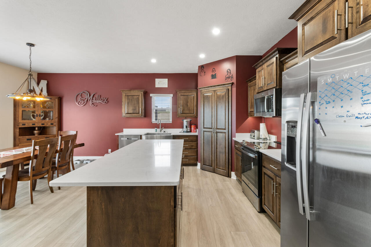 Glenwood, Iowa 51534, United States, 4 Bedrooms Bedrooms, ,3 BathroomsBathrooms,Residential,Active,113264