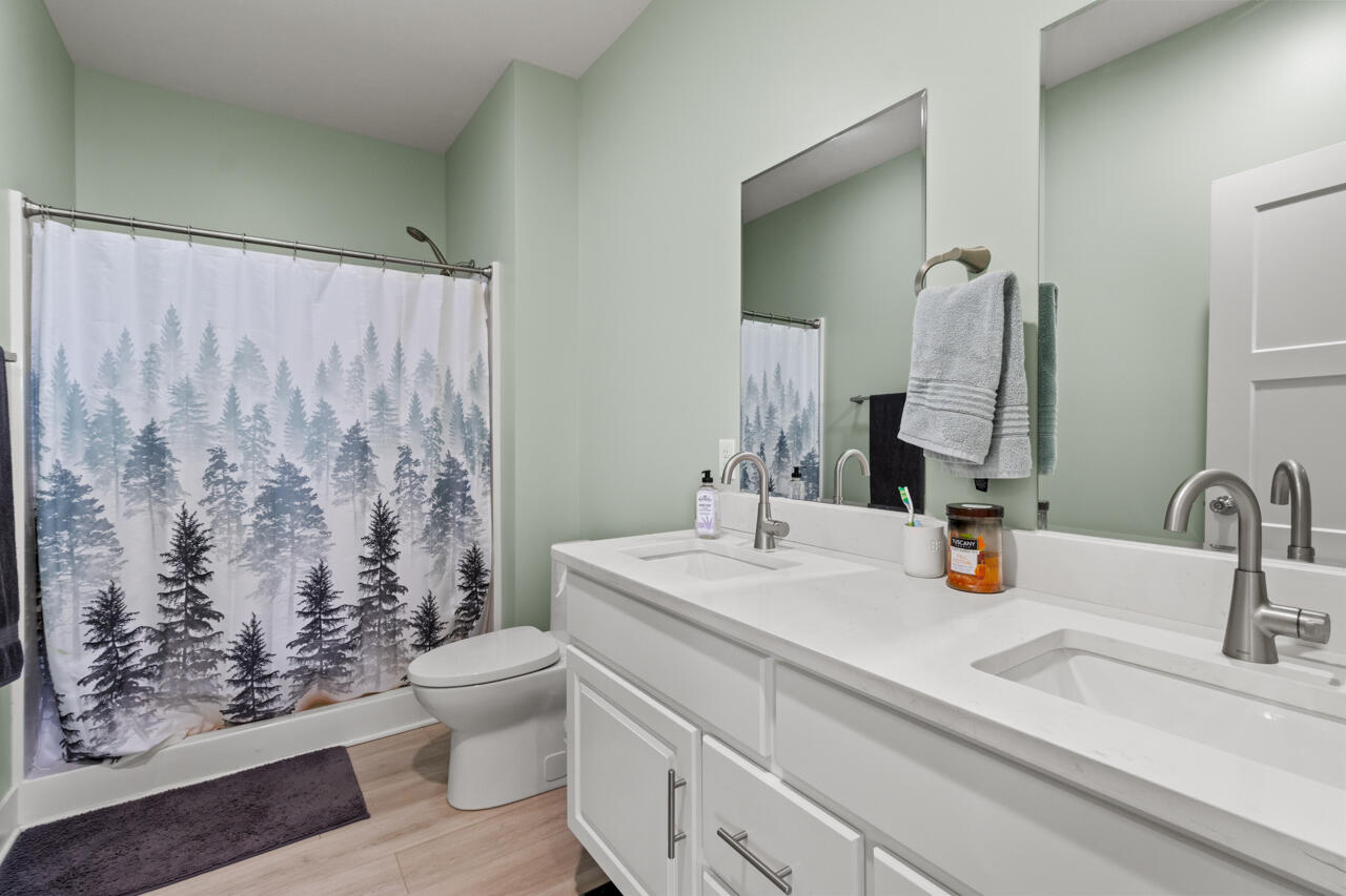 Glenwood, Iowa 51534, United States, 4 Bedrooms Bedrooms, ,3 BathroomsBathrooms,Residential,Active,113264