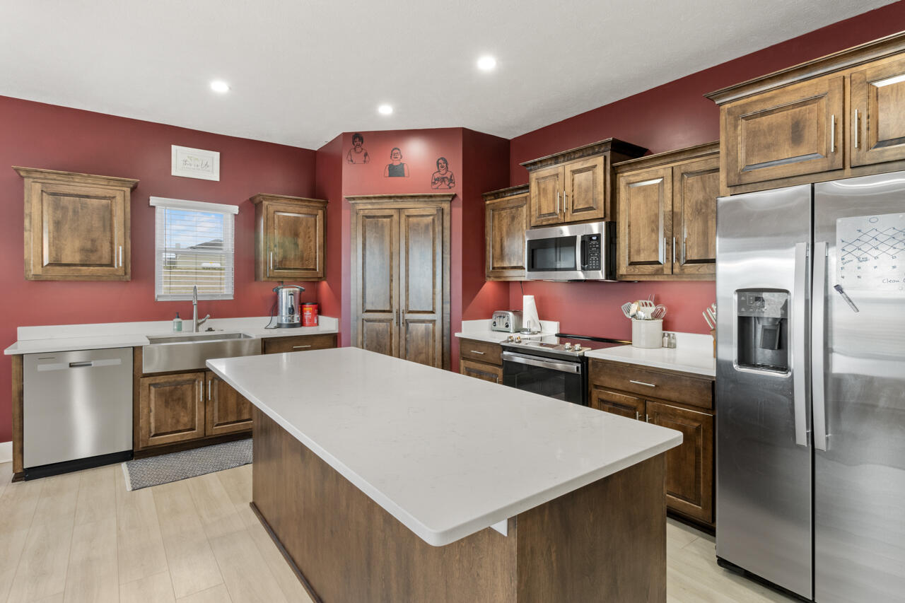 Glenwood, Iowa 51534, United States, 4 Bedrooms Bedrooms, ,3 BathroomsBathrooms,Residential,Active,113264