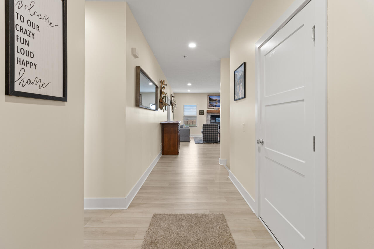 Glenwood, Iowa 51534, United States, 4 Bedrooms Bedrooms, ,3 BathroomsBathrooms,Residential,Active,113264