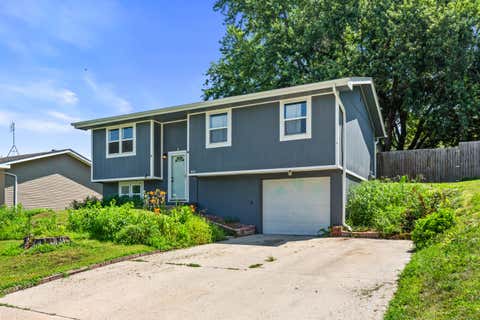Photo of 404 HIGHLAND Avenue, RED OAK, IA 51566 (MLS # 26-1466)