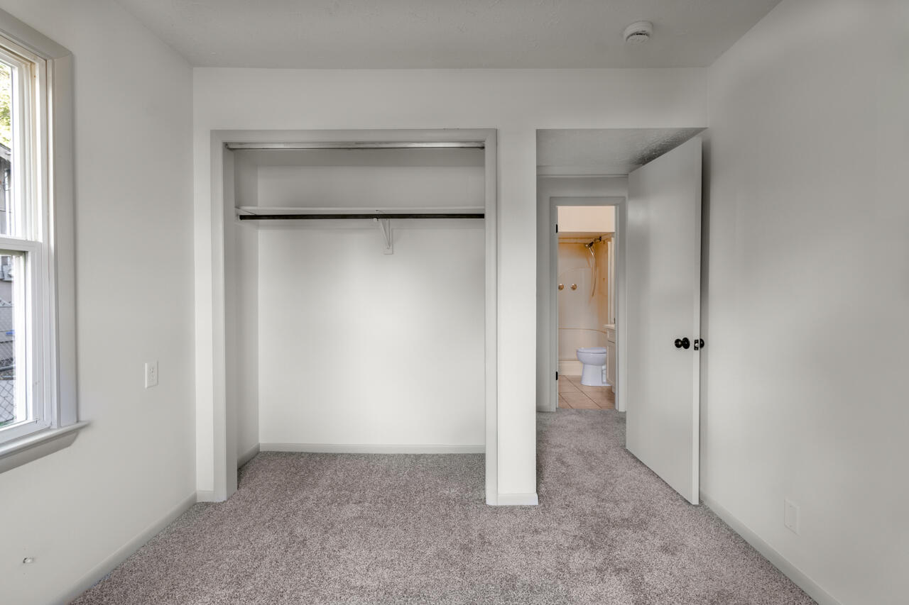 Council Bluffs, Iowa 51501, United States, 3 Bedrooms Bedrooms, ,2 BathroomsBathrooms,Residential,Active,239207