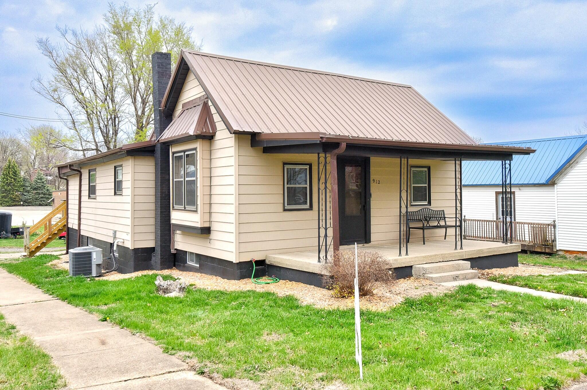 Harlan, Iowa 51537, United States, 3 Bedrooms Bedrooms, ,2 BathroomsBathrooms,Residential,Active,238162
