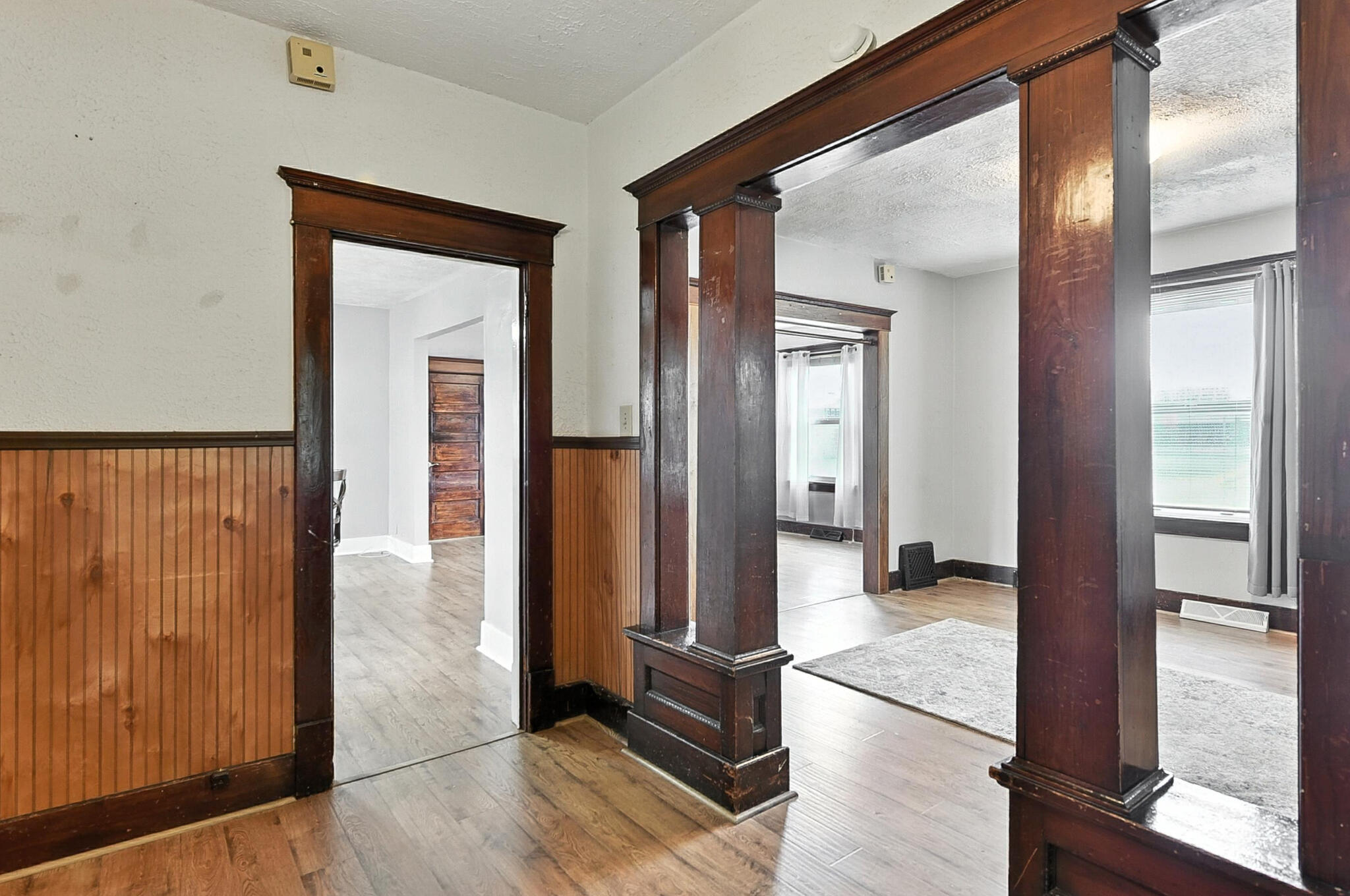 Council Bluffs, Iowa 51501, United States, 3 Bedrooms Bedrooms, ,3 BathroomsBathrooms,Residential,Contingent,160087