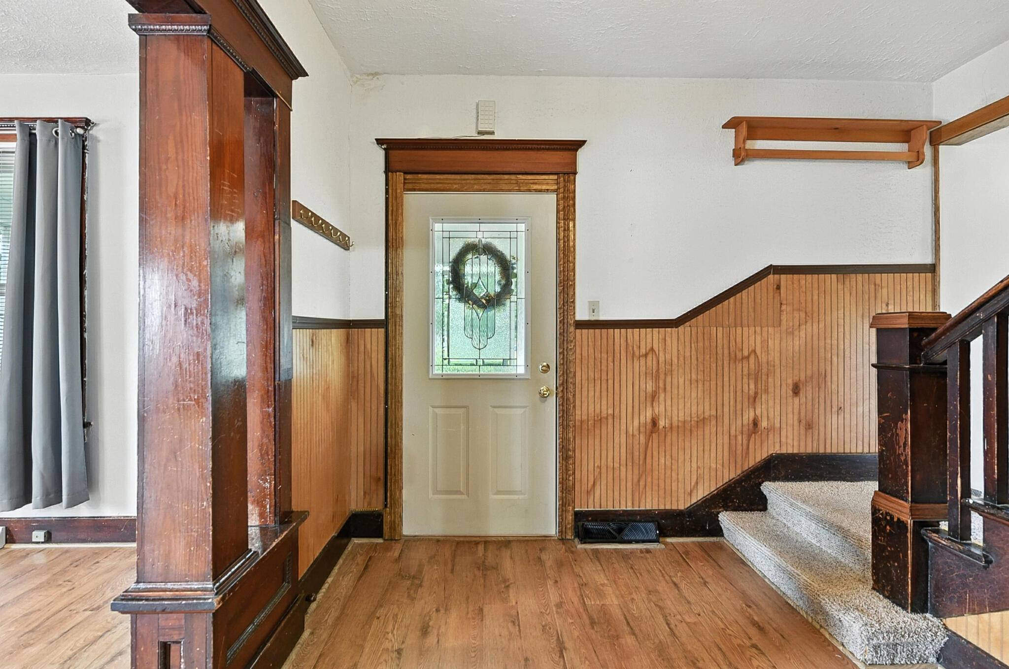 Council Bluffs, Iowa 51501, United States, 3 Bedrooms Bedrooms, ,3 BathroomsBathrooms,Residential,Contingent,160087