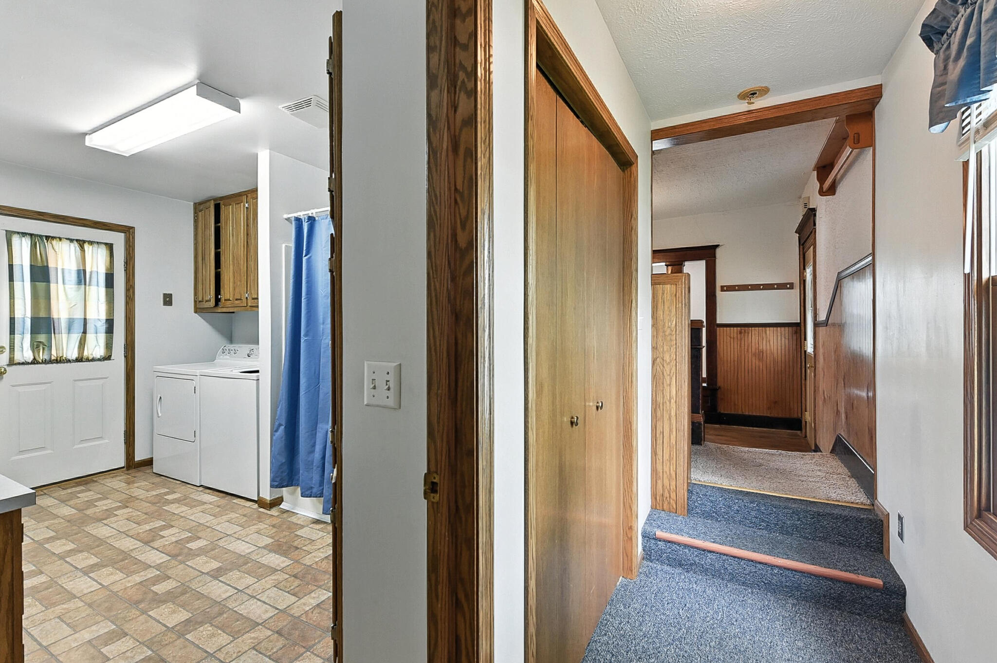 Council Bluffs, Iowa 51501, United States, 3 Bedrooms Bedrooms, ,3 BathroomsBathrooms,Residential,Contingent,160087