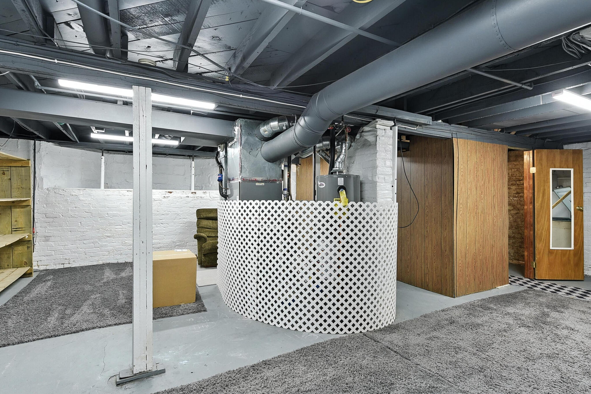 Council Bluffs, Iowa 51501, United States, 3 Bedrooms Bedrooms, ,3 BathroomsBathrooms,Residential,Contingent,160087