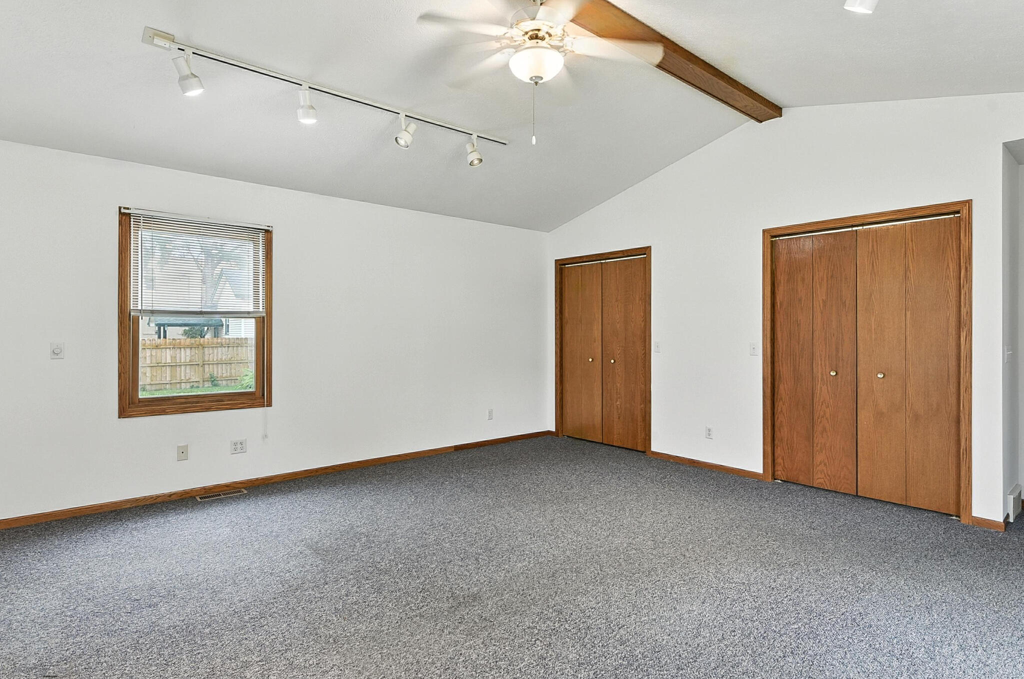 Council Bluffs, Iowa 51501, United States, 3 Bedrooms Bedrooms, ,3 BathroomsBathrooms,Residential,Contingent,160087