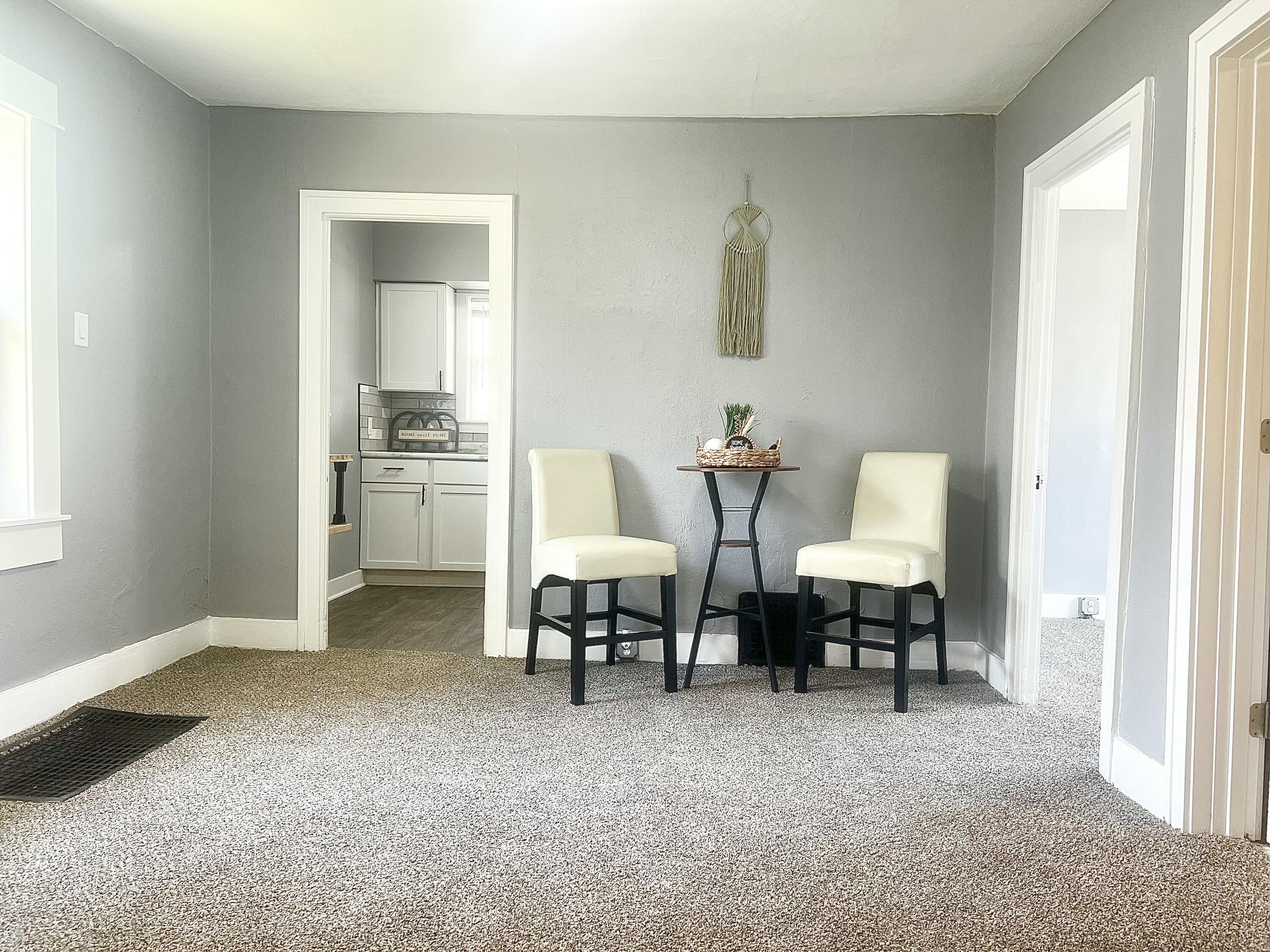 Council Bluffs, Iowa 51501, United States, 2 Bedrooms Bedrooms, ,1 BathroomBathrooms,Residential,Active,207664