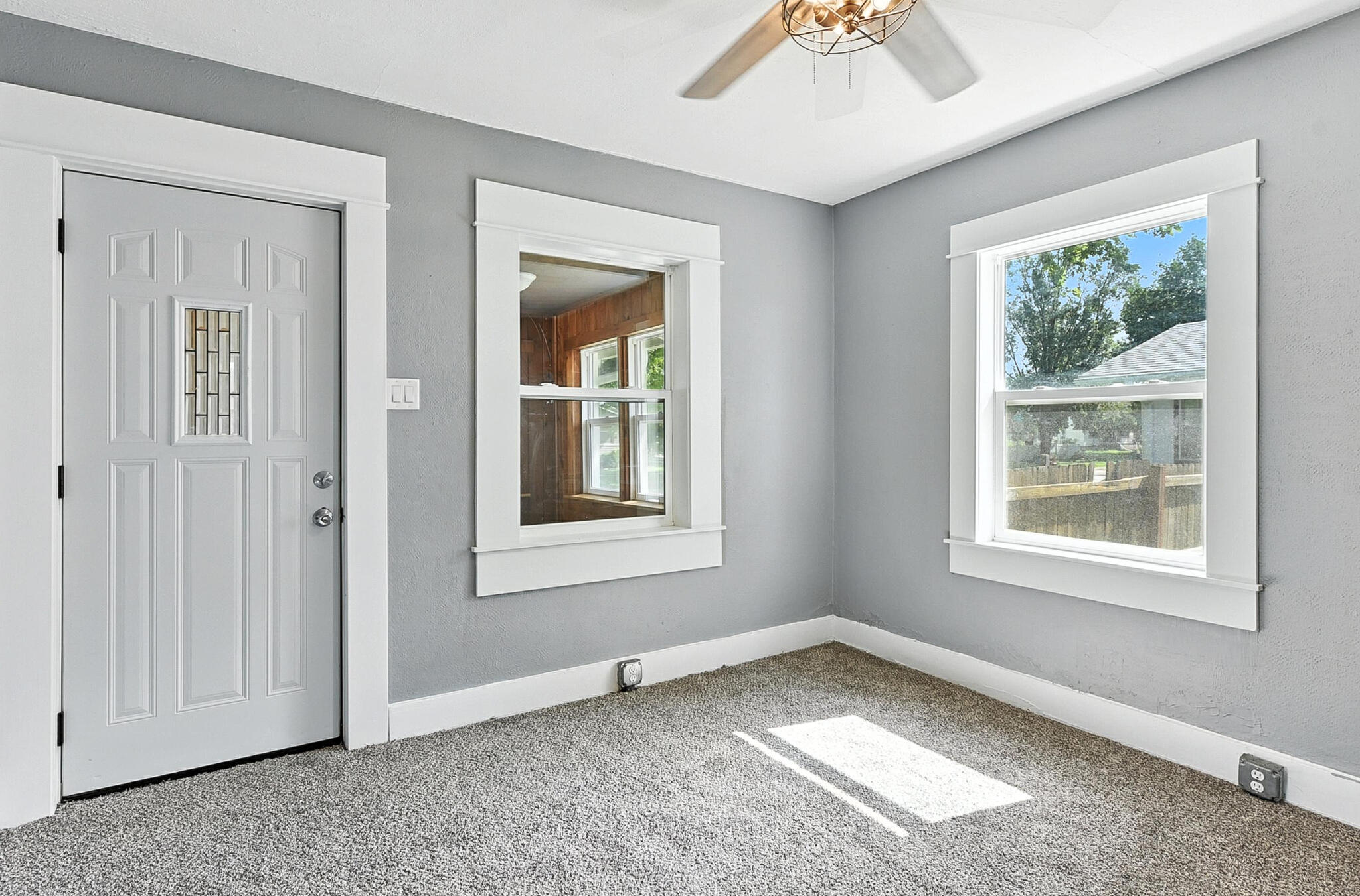 Council Bluffs, Iowa 51501, United States, 2 Bedrooms Bedrooms, ,1 BathroomBathrooms,Residential,Active,207664