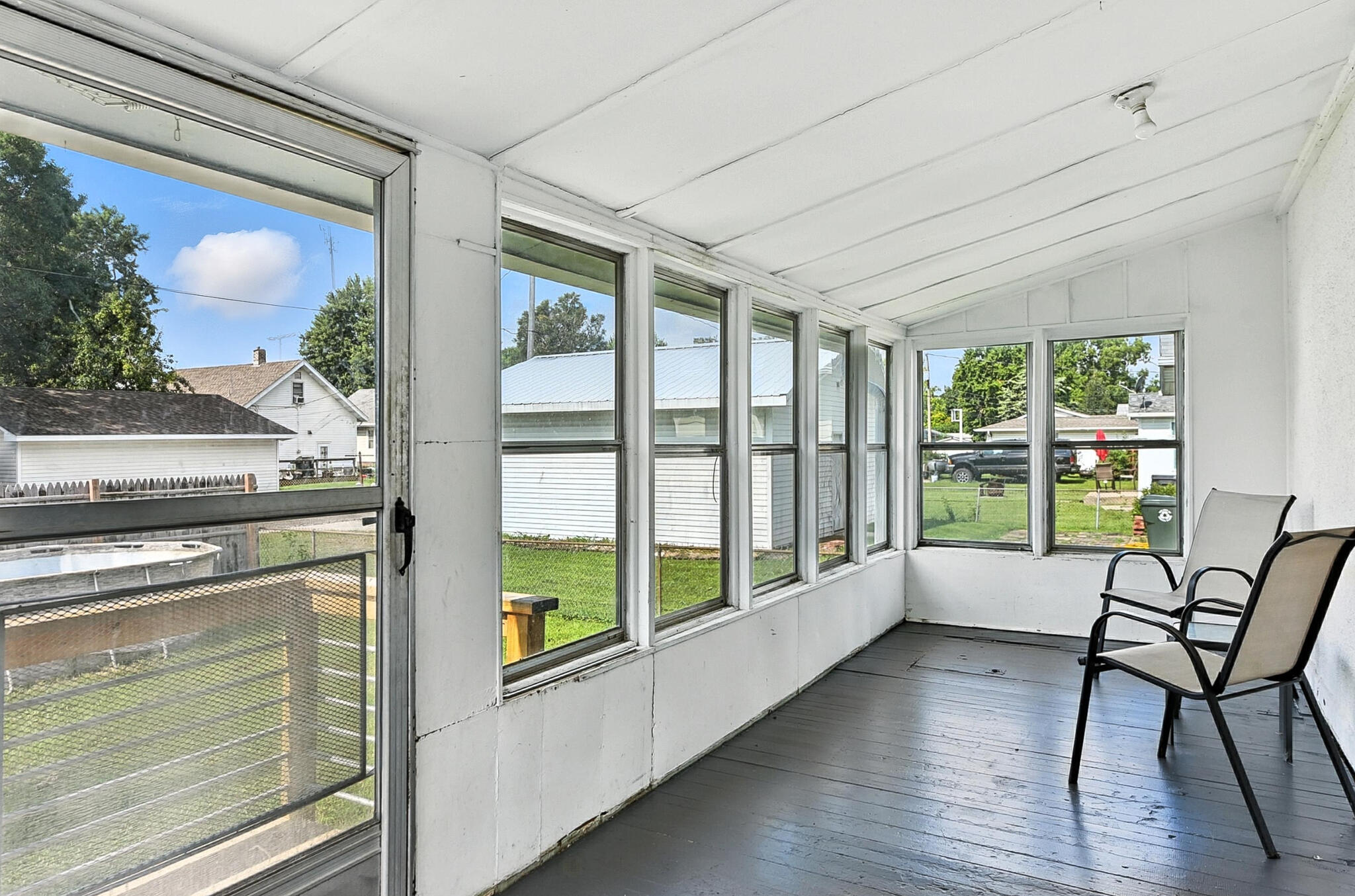 Council Bluffs, Iowa 51501, United States, 2 Bedrooms Bedrooms, ,1 BathroomBathrooms,Residential,Active,207664